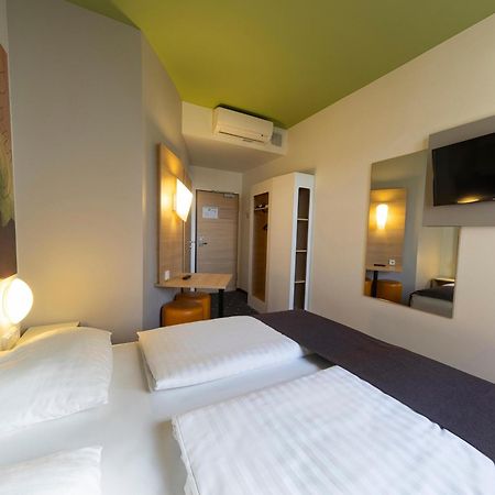 B&B Hotel Weimar Экстерьер фото