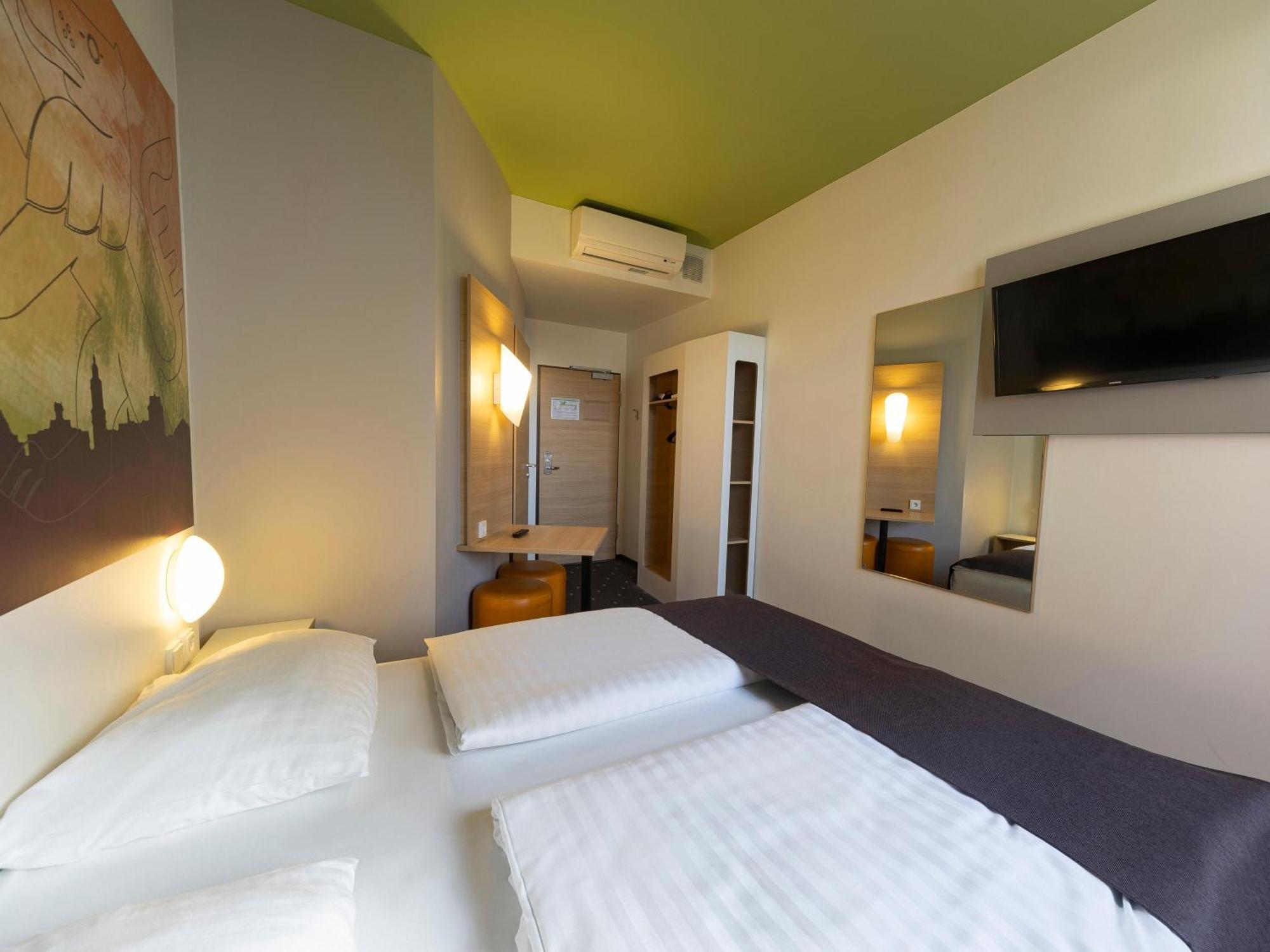 B&B Hotel Weimar Экстерьер фото