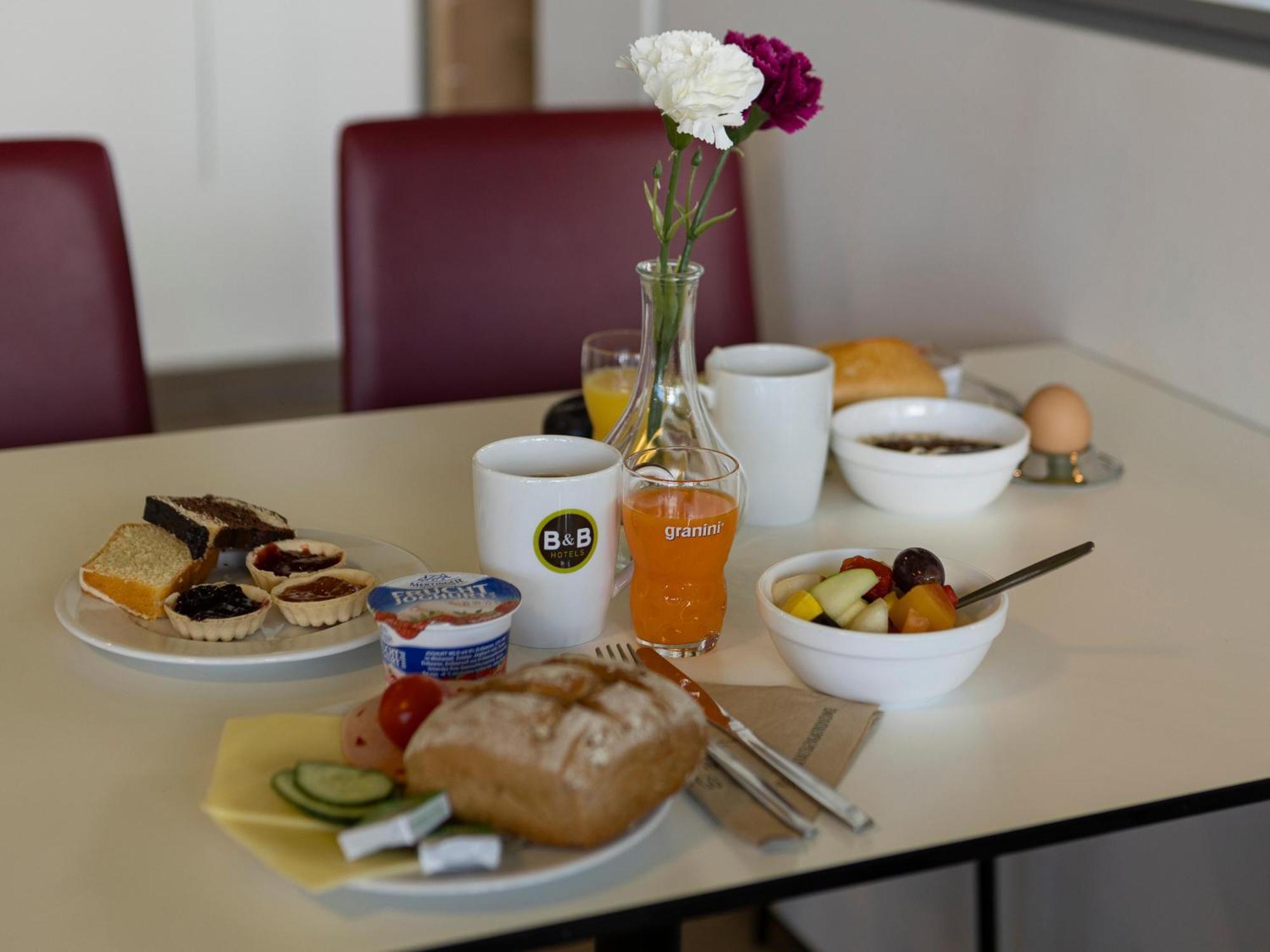 B&B Hotel Weimar Экстерьер фото