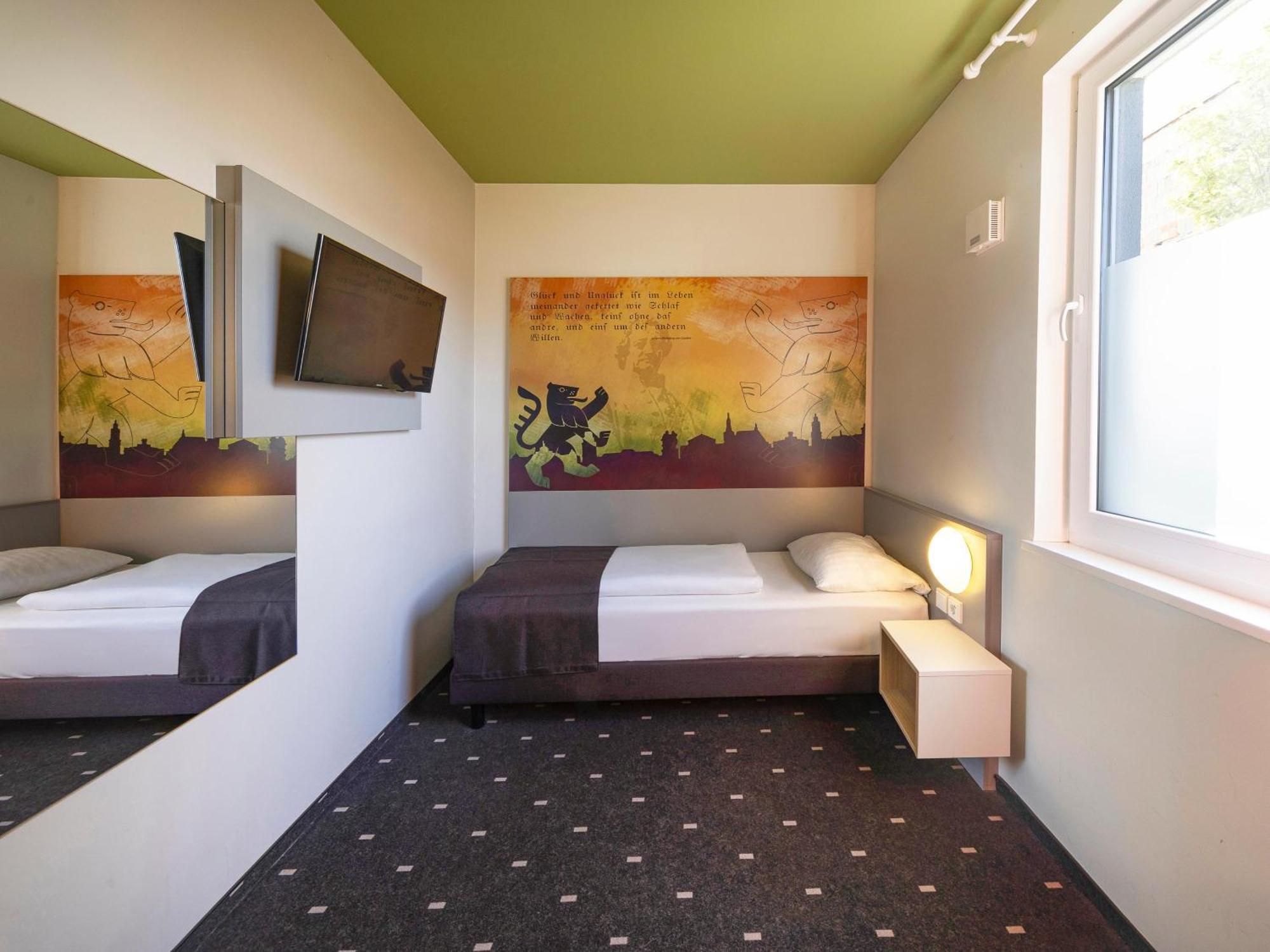 B&B Hotel Weimar Экстерьер фото
